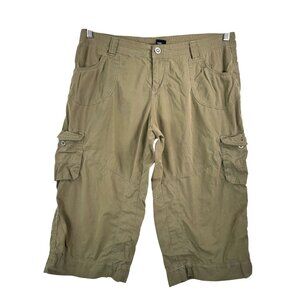 Women's Tan Cargo Capris